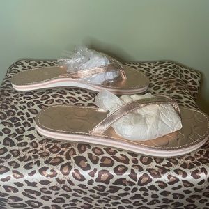 Coach flip flops